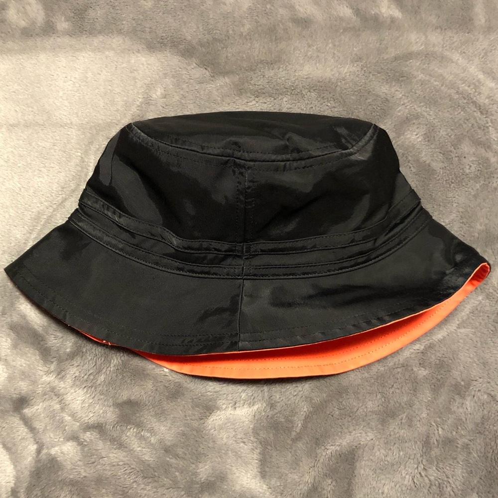 Eddie Bauer Bucket Hat